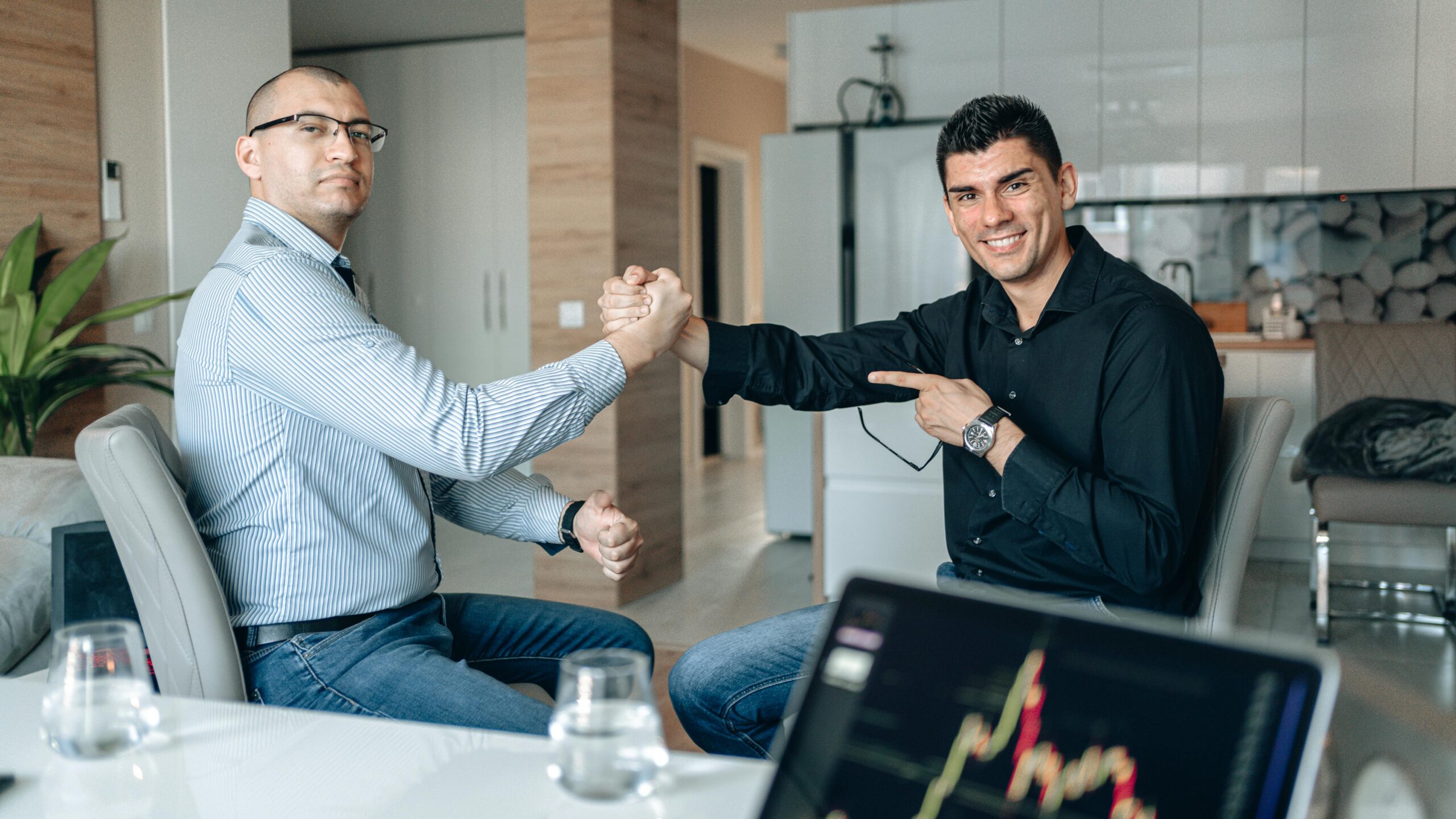 Įmonių steigimas – kiek realiai kainuoja su visais mokesčiais?